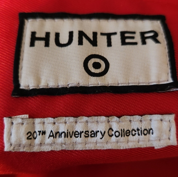 Hunter 20th Anniversary Waterproof Backpack - Picture 4 of 6